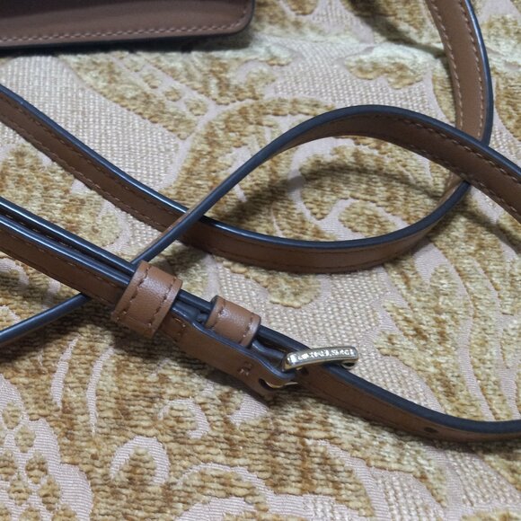 Micheal Kors Jet Set Small Logo Smartphone Convertible Crossbody Bag - Picture 5 of 16